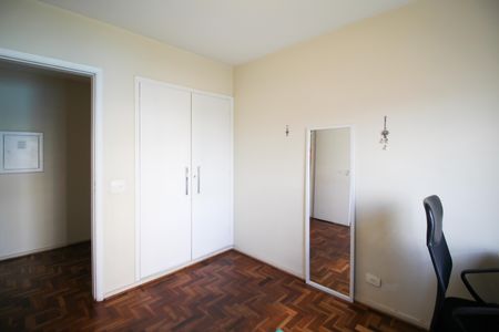 Apartamento à venda com 94m², 3 quartos e 1 vagaQuarto 2