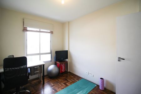 Apartamento à venda com 94m², 3 quartos e 1 vagaQuarto 2