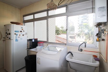 Apartamento à venda com 94m², 3 quartos e 1 vagaÁrea de Serviço