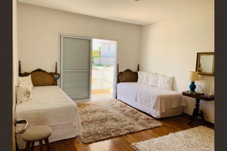 Casa de condomínio à venda com 482m², 5 quartos e 6 vagas