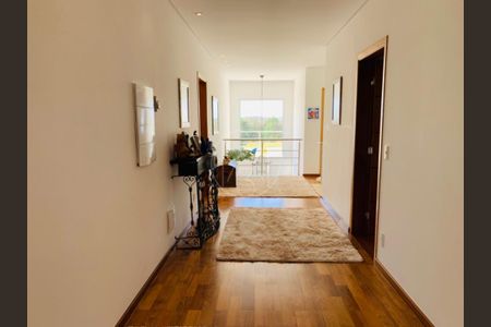 Casa de condomínio à venda com 482m², 5 quartos e 6 vagas