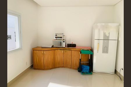 Casa de condomínio à venda com 482m², 5 quartos e 6 vagas
