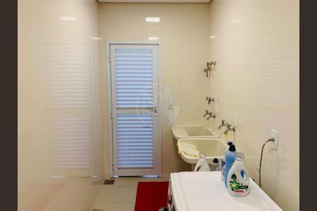 Casa de condomínio à venda com 482m², 5 quartos e 6 vagas