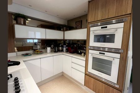 Apartamento à venda com 163m², 3 quartos e 4 vagas