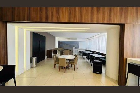Apartamento à venda com 163m², 3 quartos e 4 vagas