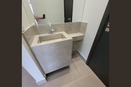 Casa de condomínio à venda com 288m², 4 quartos e 4 vagas