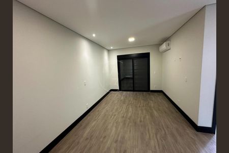 Casa de condomínio à venda com 288m², 4 quartos e 4 vagas