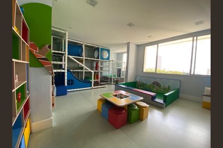Apartamento à venda com 3 quartos, 81m² em Vila Brasilio Machado, São Paulo