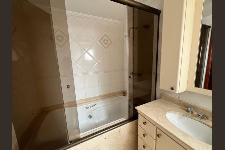 Apartamento à venda com 126m², 3 quartos e 2 vagas