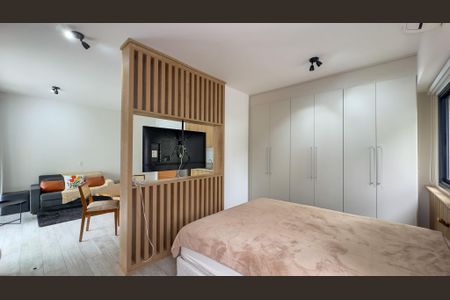 Quarto de apartamento para alugar com 1 quarto, 42m² em Santo Amaro, São Paulo