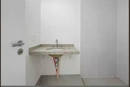 Apartamento à venda com 1 quarto, 21m² em Vila Firmiano Pinto, São Paulo