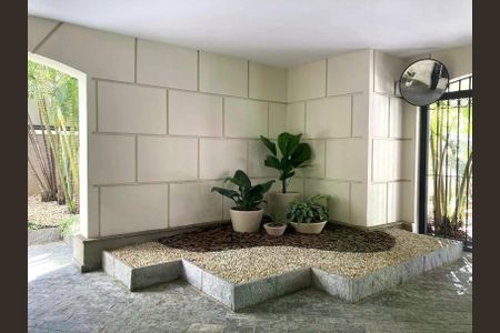 Apartamento à venda com 66m², 2 quartos e 1 vaga