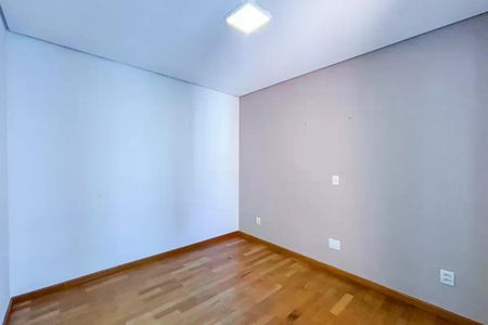 Apartamento à venda com 157m², 3 quartos e 4 vagas
