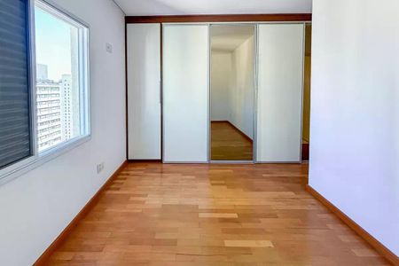 Apartamento à venda com 157m², 3 quartos e 4 vagas