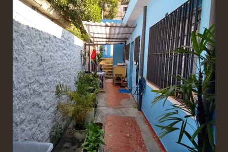 Casa à venda com 1 quarto, 200m² em Vila Guarani, São Paulo