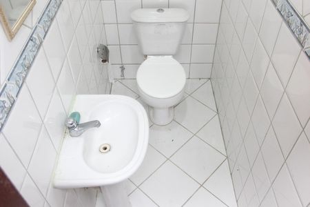 Casa de condomínio para alugar com 200m², 3 quartos e 2 vagas