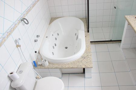Casa de condomínio para alugar com 200m², 3 quartos e 2 vagas