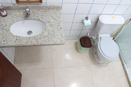 Casa de condomínio para alugar com 200m², 3 quartos e 2 vagas