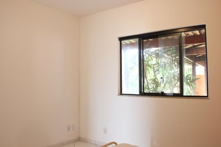 Casa de condomínio para alugar com 200m², 3 quartos e 2 vagas