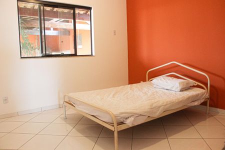 Casa de condomínio para alugar com 200m², 3 quartos e 2 vagas