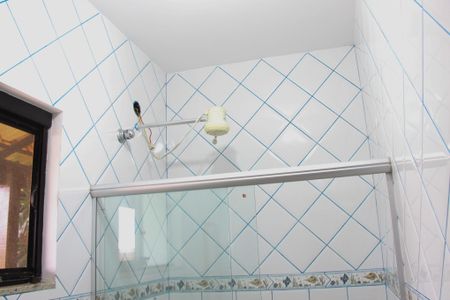 Casa de condomínio para alugar com 200m², 3 quartos e 2 vagas