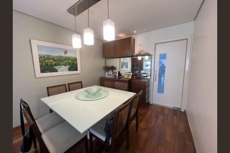 Apartamento à venda com 123m², 3 quartos e 3 vagas