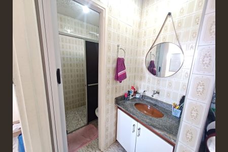 Apartamento à venda com 2 quartos, 56m² em Conjunto Residencial José Bonifácio, São Paulo