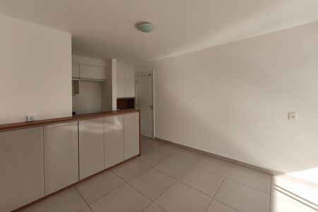 Apartamento para alugar com 98m², 2 quartos e 1 vagaSala