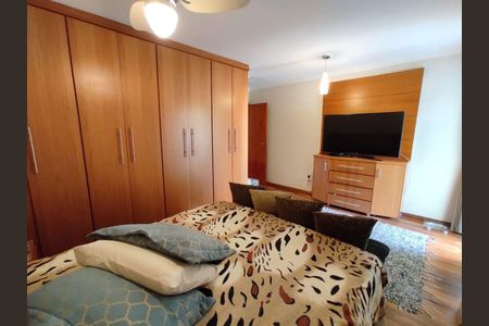 Casa à venda com 3 quartos, 150m² em Vila Mariana, São Paulo
