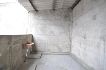 Casa para alugar com 300m², 2 quartos e 1 vagaÁrea de Serviço
