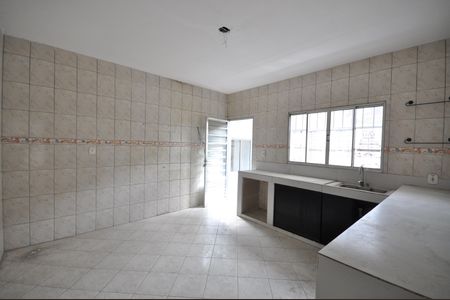 Casa para alugar com 300m², 2 quartos e 1 vagaCozinha