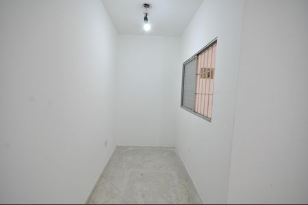 Casa para alugar com 300m², 2 quartos e 1 vagaQuarto 