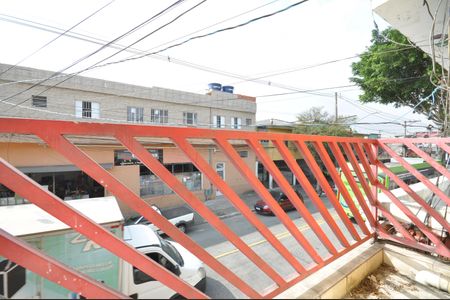 Casa para alugar com 300m², 2 quartos e 1 vagaSacada da Sala