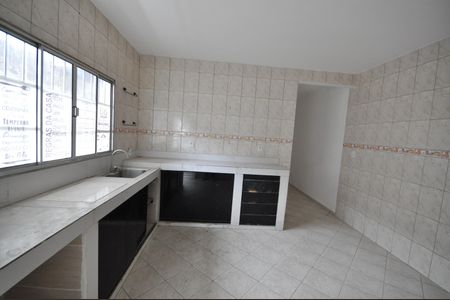 Casa para alugar com 300m², 2 quartos e 1 vagaCozinha