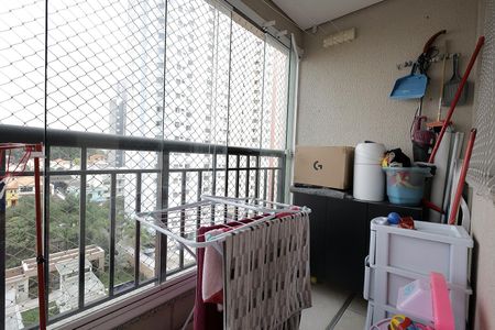 Apartamento à venda com 64m², 2 quartos e 1 vagaSacada