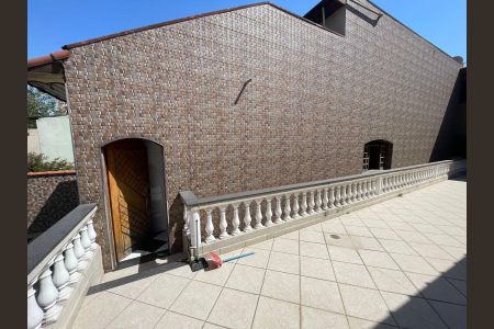 Casa à venda com 4 quartos, 300m² em Penha de França, São Paulo