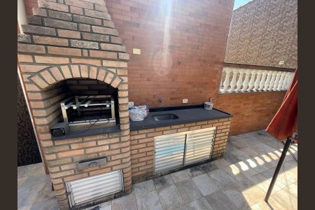 Casa à venda com 4 quartos, 300m² em Penha de França, São Paulo
