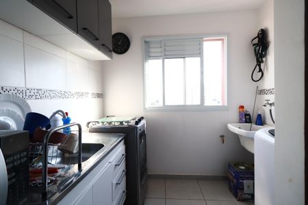 Apartamento para alugar com 39m², 2 quartos e sem vagaCozinha e Área de Serviço