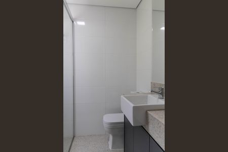 Apartamento para alugar com 135m², 4 quartos e 4 vagas Apartamento para alugar com 135m², 4 quartos e 4 vagasBanheiro da Suíte 2