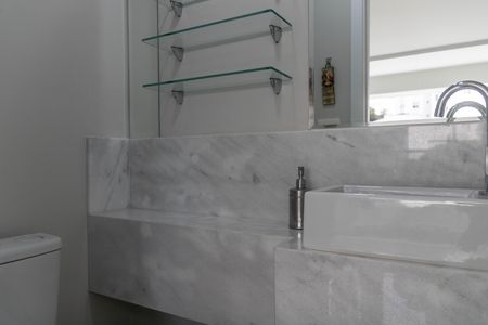 Apartamento para alugar com 135m², 4 quartos e 4 vagas Apartamento para alugar com 135m², 4 quartos e 4 vagasLavabo