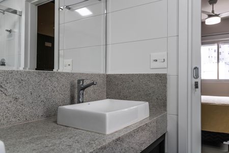 Apartamento para alugar com 135m², 4 quartos e 4 vagas Apartamento para alugar com 135m², 4 quartos e 4 vagasBanheiro da Suíte 1