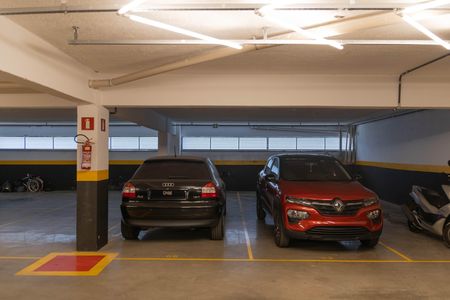 Apartamento para alugar com 135m², 4 quartos e 4 vagas Apartamento para alugar com 135m², 4 quartos e 4 vagasGaragem