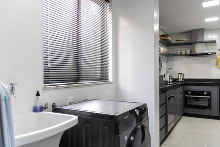 Apartamento para alugar com 135m², 4 quartos e 4 vagas Apartamento para alugar com 135m², 4 quartos e 4 vagasÁrea de Serviço