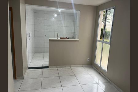Sala de apartamento para alugar com 2 quartos, 45m² em Estância Guatambu, Itaquaquecetuba