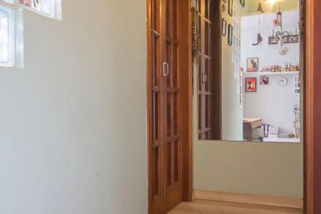Apartamento à venda com 81m², 2 quartos e sem vagaCorredor