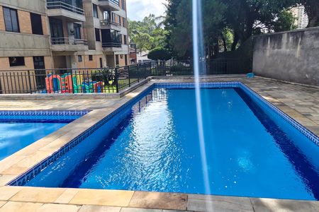Apartamento para alugar com 100m², 3 quartos e 2 vagas Apartamento para alugar com 100m², 3 quartos e 2 vagasÁrea comum - Piscina