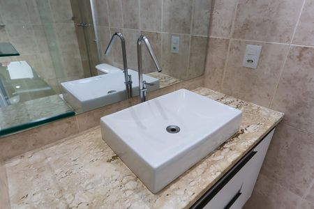 Apartamento para alugar com 100m², 3 quartos e 2 vagas Apartamento para alugar com 100m², 3 quartos e 2 vagasBanheiro da Suíte
