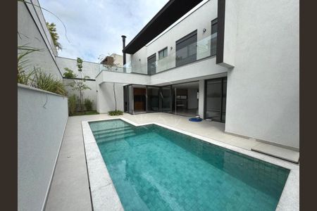 Casa de condomínio à venda com 353m², 5 quartos e 6 vagas