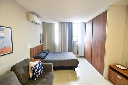 Sala/Quarto de kitnet/studio para alugar com 1 quarto, 31m² em Santo Cristo, Rio de Janeiro
