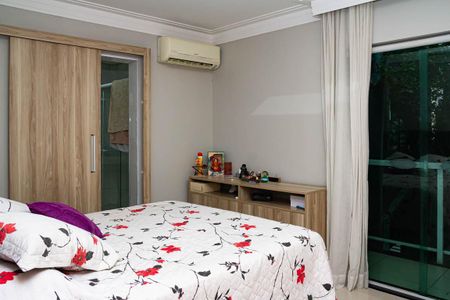 Casa à venda com 164m², 3 quartos e 3 vagas Casa à venda com 164m², 3 quartos e 3 vagasSUITE
